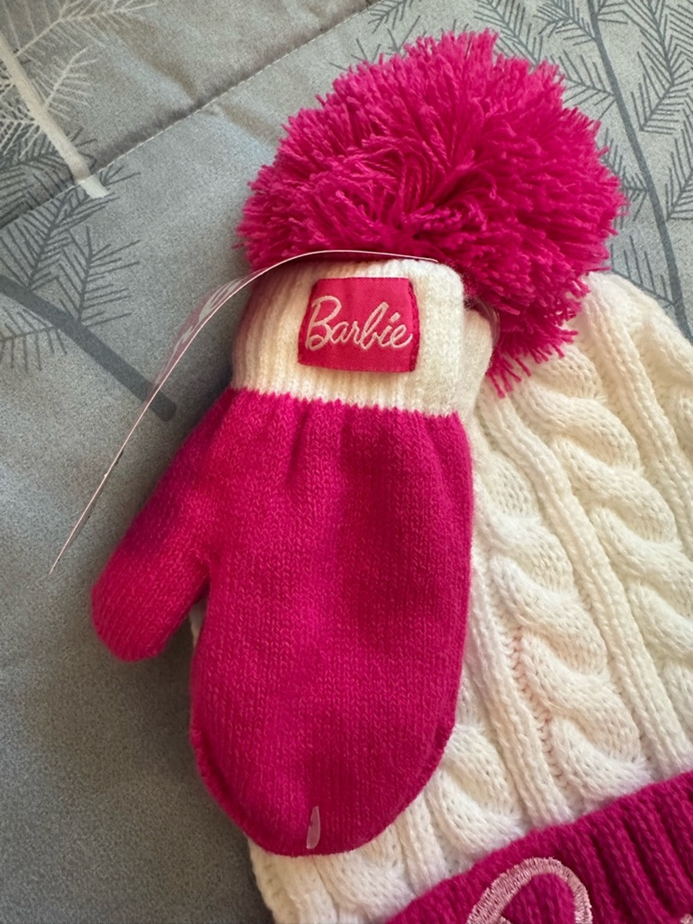 NWTS Barbie Pink Cable Knit Pom Hat with Matching Pink Mittens Toddler Sz 2T-5T - Picture 3 of 7